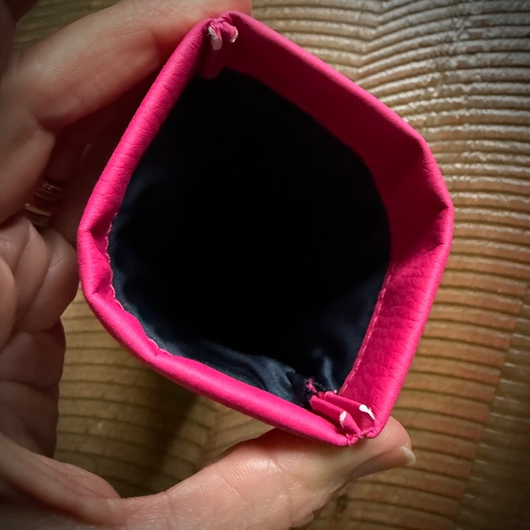 NEW Warby "Parker Pouch" Double Two-Sided Soft Glass Case in Fuchsia - Picture 4 of 6